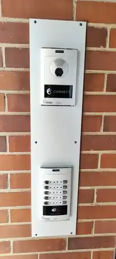 Trabajo de Ibervisión en un edificio residencial de Navarra